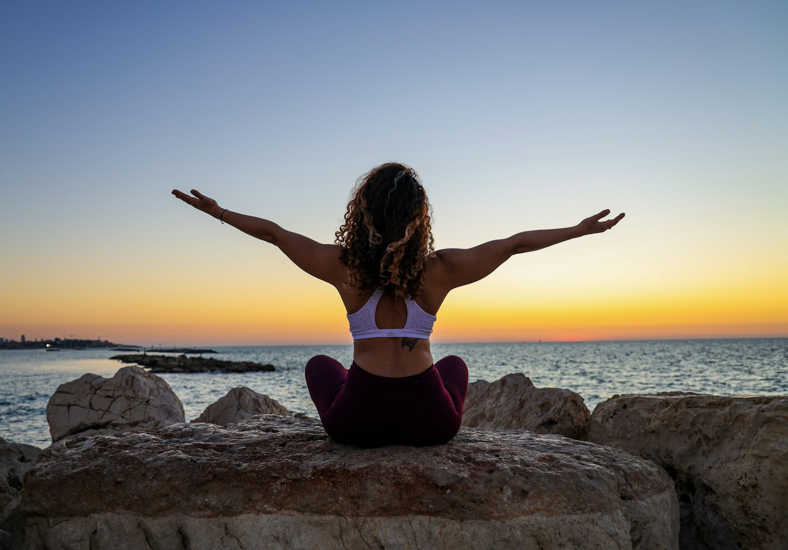 Comment la naturopathie transforme votre été en oasis de bien-être